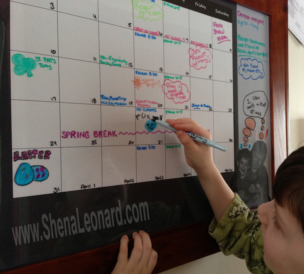 Shena Leonard: Messy Table, Creative House » Cute (& Easy!) DIY Wall ...